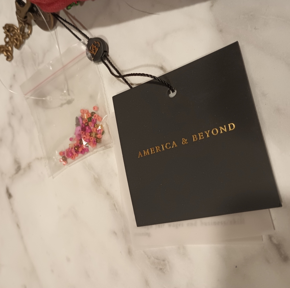 America & Beyond Purse Set - Picture 8 of 8
